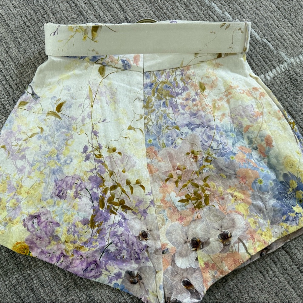 Zimmermann White Floral Shorts with Belt size 1 - Picture 4 of 5